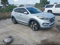 KM8J33A21HU420427 2017 HYUNDAI TUCSON