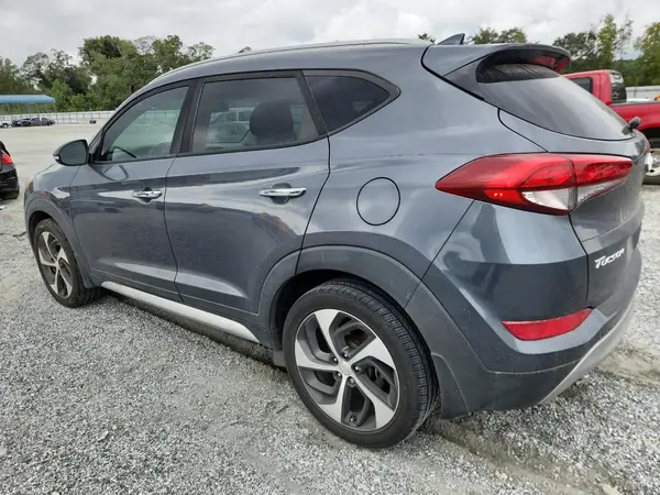 KM8J33A21HU425515 2017 HYUNDAI TUCSON - Image 2
