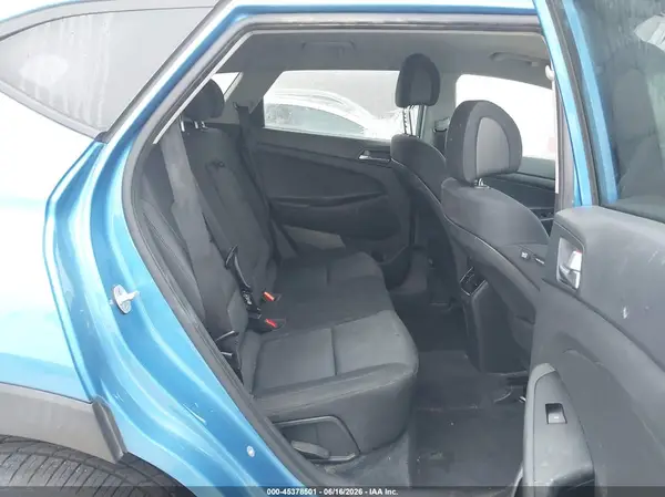 KM8J33A21HU501945 2017 HYUNDAI TUCSON - Image 8