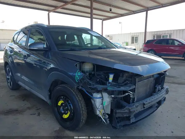 KM8J33A21HU525839 2017 HYUNDAI TUCSON - Image 1