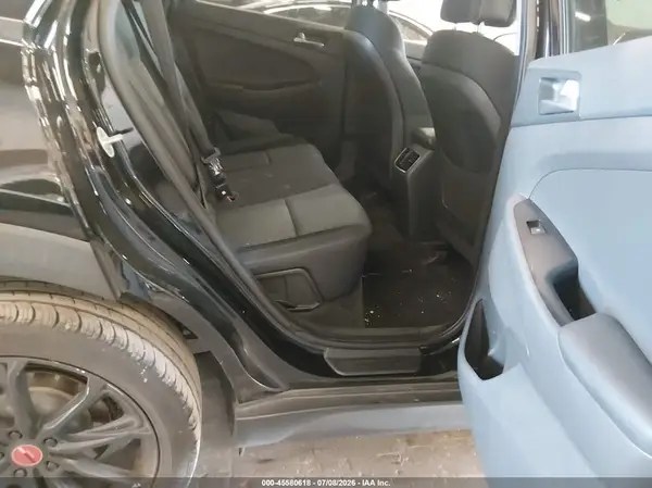 KM8J33A21HU526442 2017 HYUNDAI TUCSON - Image 8