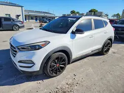 KM8J33A21HU550448 2017 HYUNDAI TUCSON