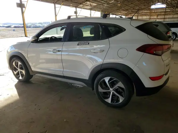 KM8J33A21HU551454 2017 HYUNDAI TUCSON - Image 2