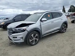 KM8J33A21HU577598 2017 HYUNDAI TUCSON