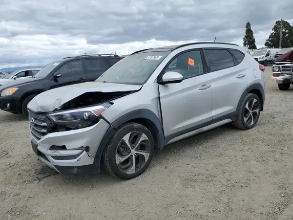 KM8J33A21HU577598 2017 HYUNDAI TUCSON - Image 1