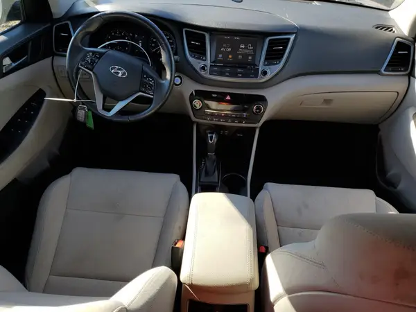 KM8J33A21JU629298 2018 HYUNDAI TUCSON - Image 8