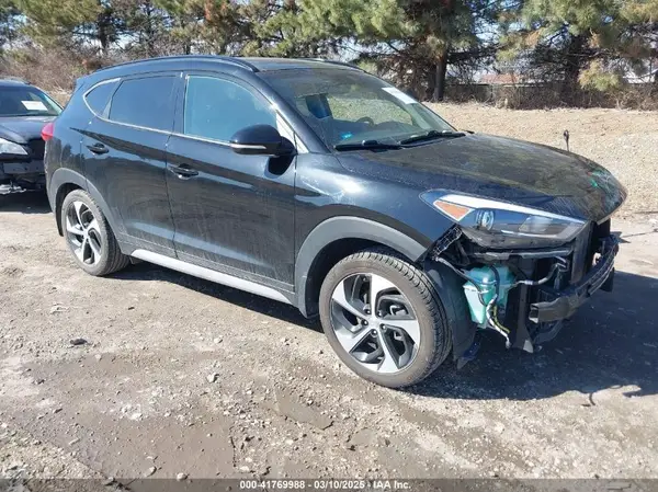 KM8J33A21JU690750 2018 HYUNDAI TUCSON - Image 1