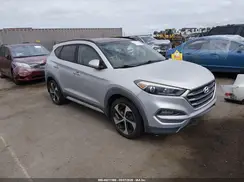 KM8J33A21JU693292 2018 HYUNDAI TUCSON