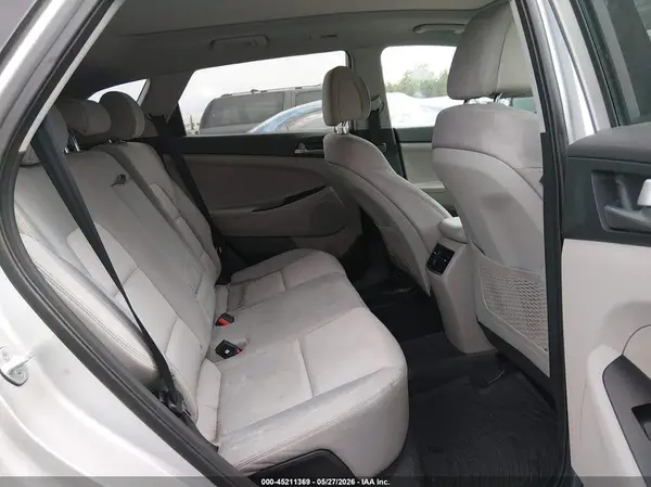 KM8J33A21JU693292 2018 HYUNDAI TUCSON - Image 8