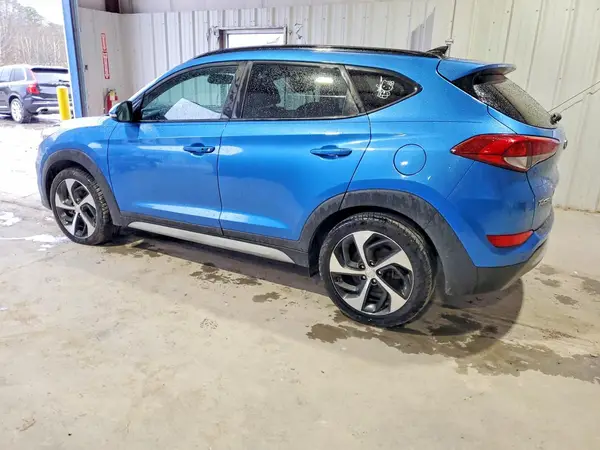 KM8J33A21JU696340 2018 HYUNDAI TUCSON - Image 2