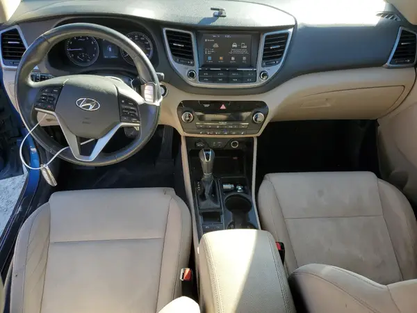 KM8J33A21JU793103 2018 HYUNDAI TUCSON - Image 8