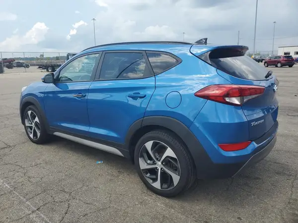 KM8J33A21JU811101 2018 HYUNDAI TUCSON - Image 2