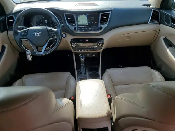 KM8J33A22GU025879 2016 HYUNDAI TUCSON - Image 8
