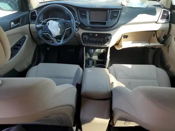 KM8J33A22GU045856 2016 HYUNDAI TUCSON - Image 8