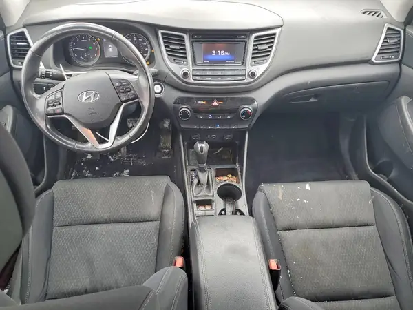 KM8J33A22GU046067 2016 HYUNDAI TUCSON - Image 8