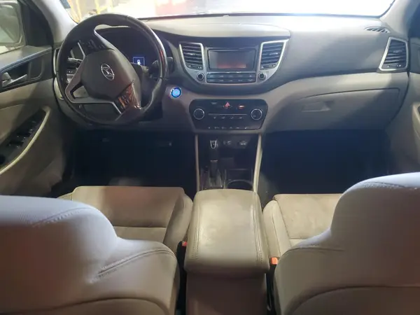KM8J33A22GU046103 2016 HYUNDAI TUCSON - Image 8