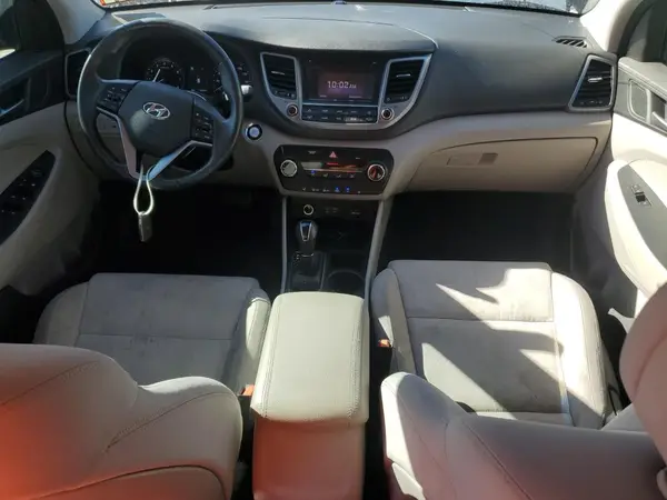 KM8J33A22GU060115 2016 HYUNDAI TUCSON - Image 8
