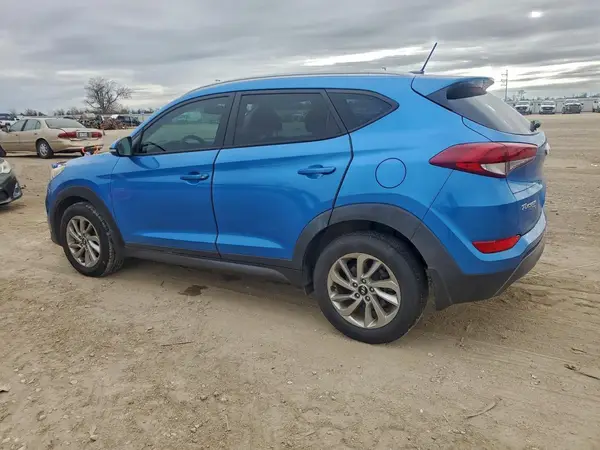 KM8J33A22GU061359 2016 HYUNDAI TUCSON - Image 2