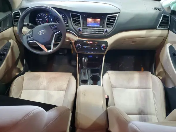 KM8J33A22GU076864 2016 HYUNDAI TUCSON - Image 8