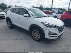 KM8J33A22GU081868 2016 HYUNDAI TUCSON