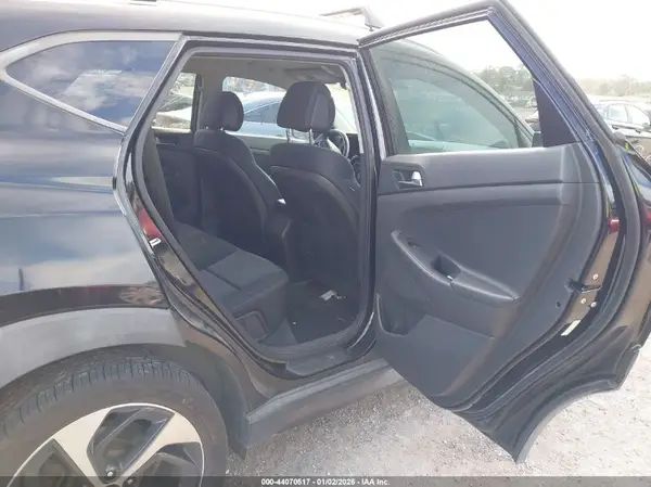 KM8J33A22GU095155 2016 HYUNDAI TUCSON - Image 8