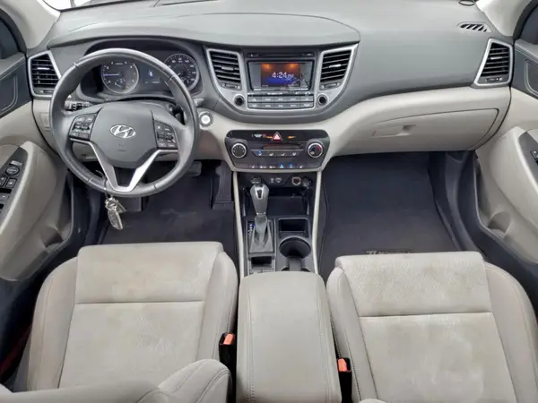 KM8J33A22GU116800 2016 HYUNDAI TUCSON - Image 8