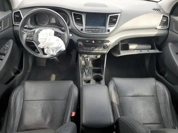 KM8J33A22GU121107 2016 HYUNDAI TUCSON - Image 8