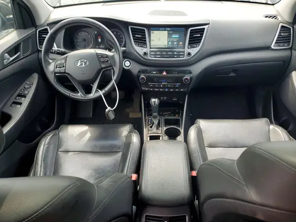KM8J33A22GU136853 2016 HYUNDAI TUCSON - Image 8
