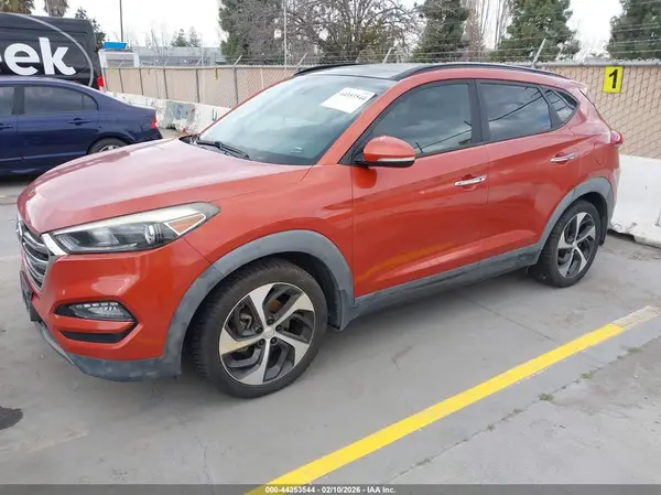 KM8J33A22GU148131 2016 HYUNDAI TUCSON - Image 2