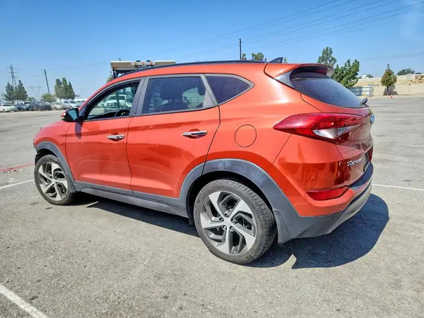 KM8J33A22GU150476 2016 HYUNDAI TUCSON - Image 2