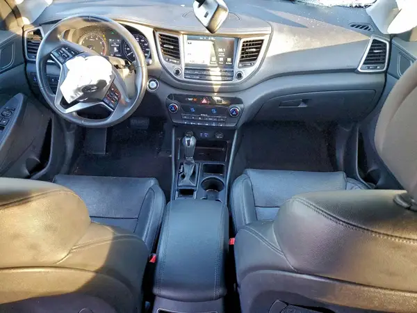 KM8J33A22GU154110 2016 HYUNDAI TUCSON - Image 8