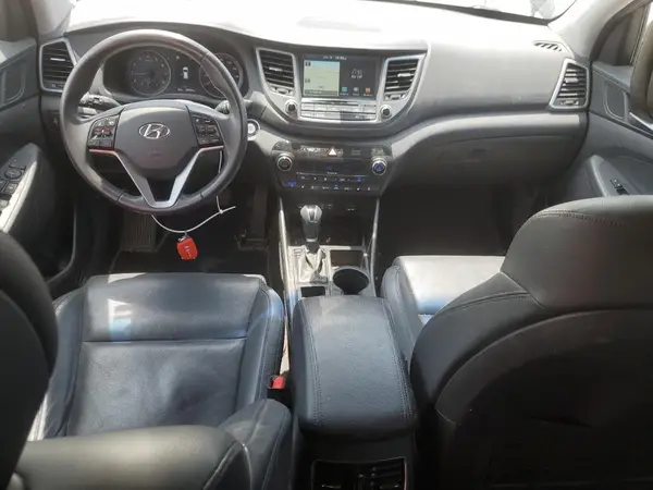 KM8J33A22GU165138 2016 HYUNDAI TUCSON - Image 8