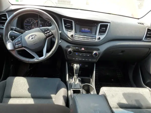 KM8J33A22GU195174 2016 HYUNDAI TUCSON - Image 8