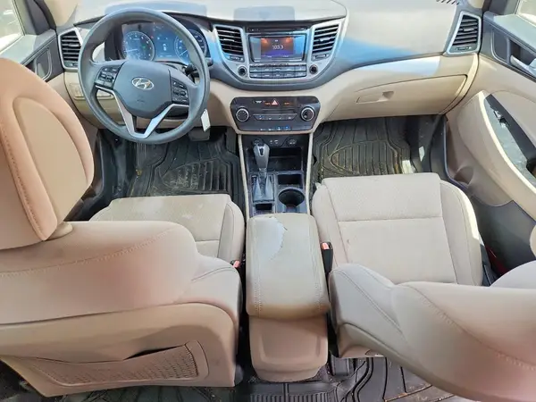 KM8J33A22GU195479 2016 HYUNDAI TUCSON - Image 8