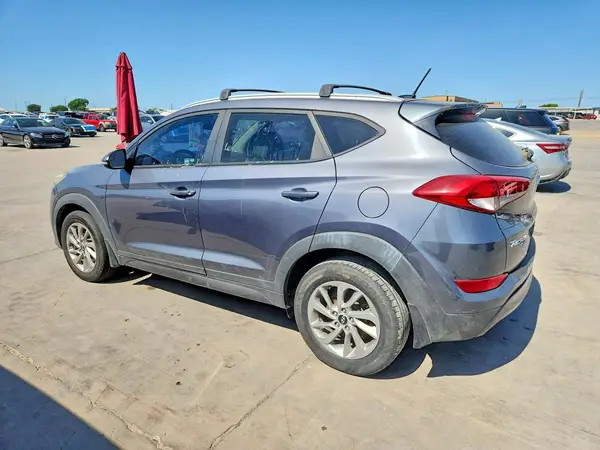 KM8J33A22GU199158 2016 HYUNDAI TUCSON - Image 2