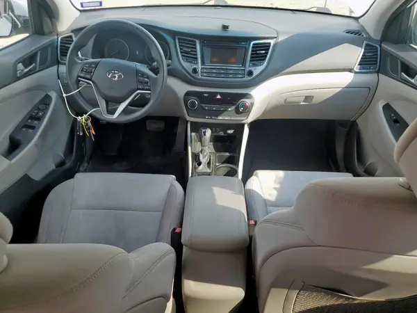 KM8J33A22GU214452 2016 HYUNDAI TUCSON - Image 8