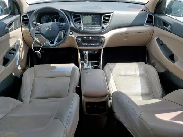 KM8J33A22GU221126 2016 HYUNDAI TUCSON - Image 8