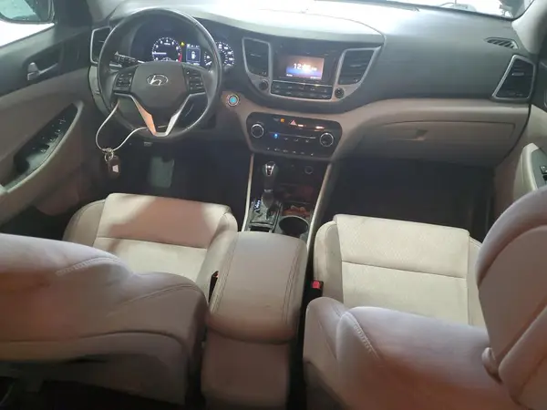 KM8J33A22GU228125 2016 HYUNDAI TUCSON - Image 8