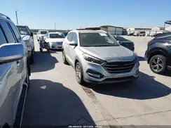 KM8J33A22GU232384 2016 HYUNDAI TUCSON