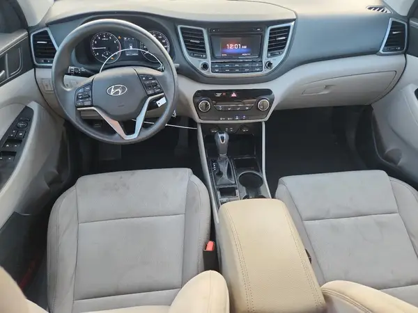 KM8J33A22GU233373 2016 HYUNDAI TUCSON - Image 8