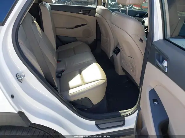 KM8J33A22GU235186 2016 HYUNDAI TUCSON - Image 8