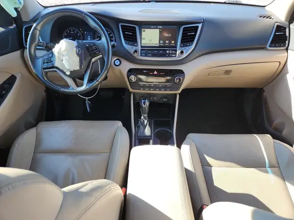 KM8J33A22GU238380 2016 HYUNDAI TUCSON - Image 8