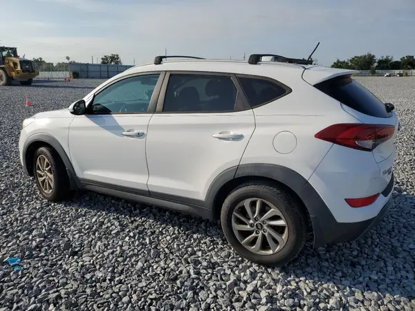 KM8J33A22GU242087 2016 HYUNDAI TUCSON - Image 2