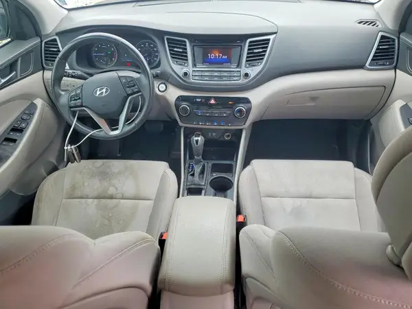KM8J33A22GU243420 2016 HYUNDAI TUCSON - Image 8