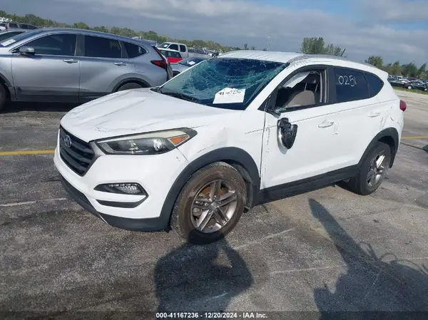 KM8J33A22GU260251 2016 HYUNDAI TUCSON - Image 2
