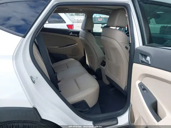 KM8J33A22GU265773 2016 HYUNDAI TUCSON - Image 8