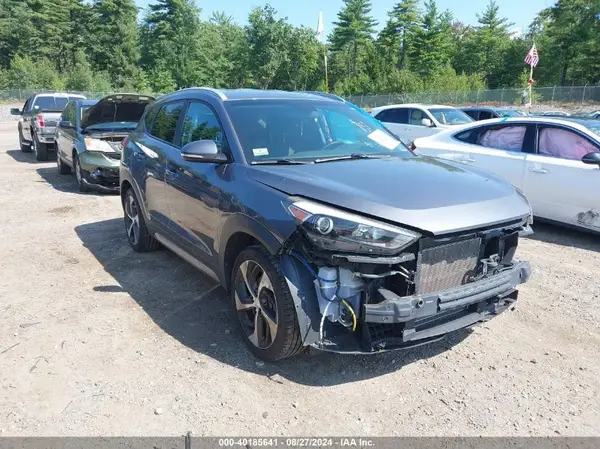 KM8J33A22HU284339 2017 HYUNDAI TUCSON - Image 1