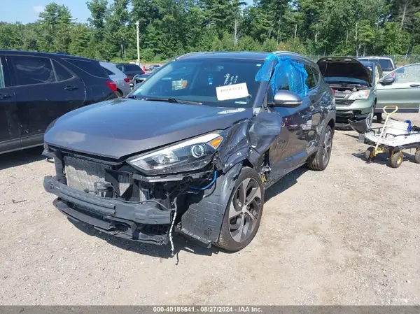 KM8J33A22HU284339 2017 HYUNDAI TUCSON - Image 2