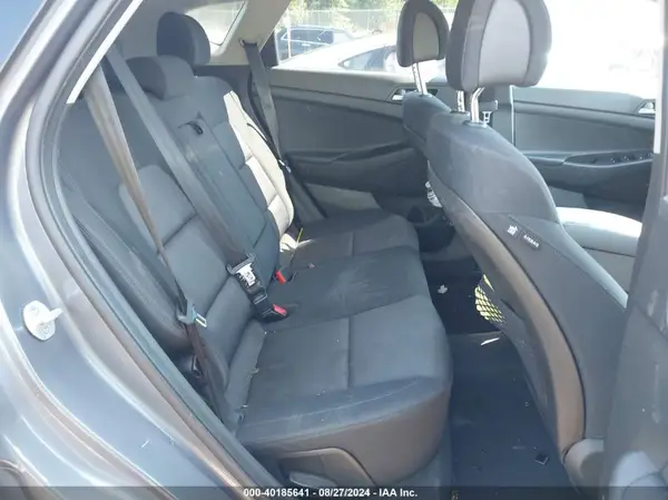 KM8J33A22HU284339 2017 HYUNDAI TUCSON - Image 8