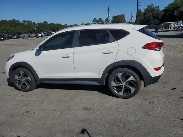 KM8J33A22HU290688 2017 HYUNDAI TUCSON - Image 2
